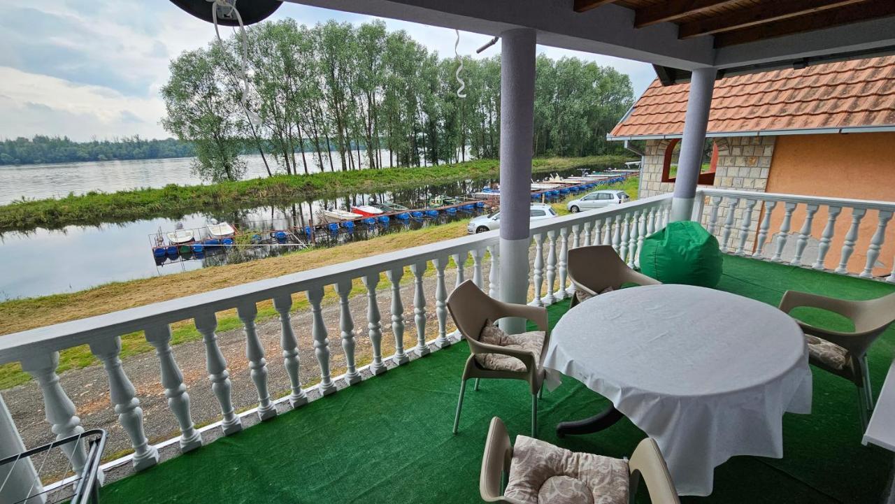 River View - Danube Celarevo Dış mekan fotoğraf